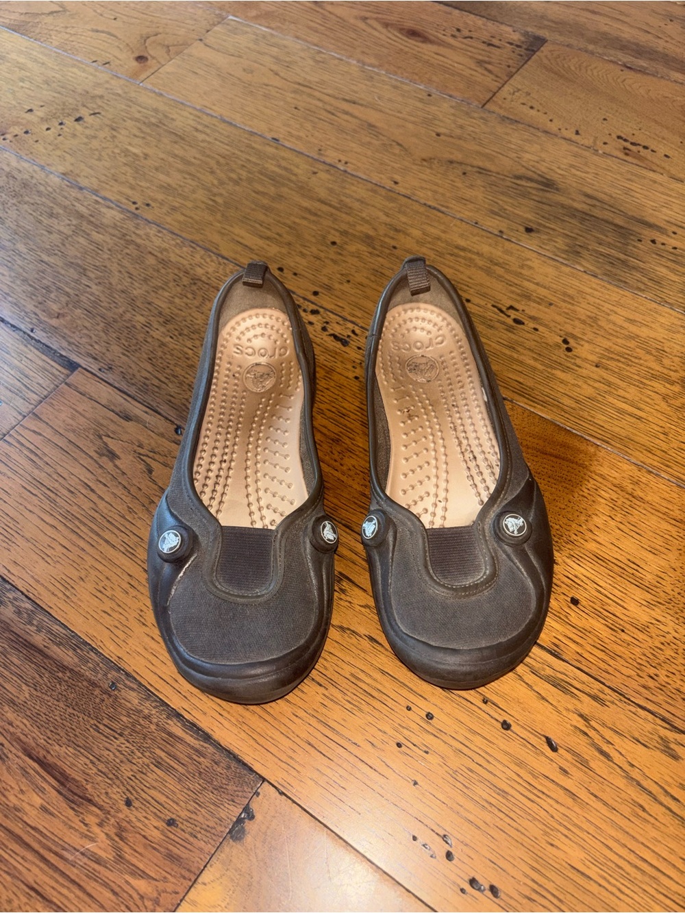 Crocs Women’s Comfort Slip-On Ballet Flats in Dark Brown Size 5